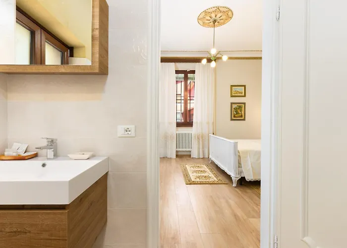 La Casa Dei Nonni Alojamento de Acomodação e Pequeno-almoço Roncaglia