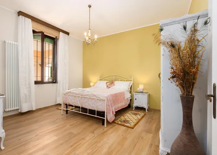 La Casa Dei Nonni 3* Roncaglia